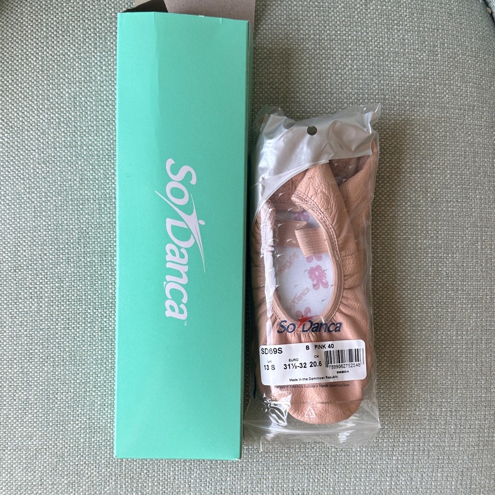 Girls Ballet Shoe - Pink